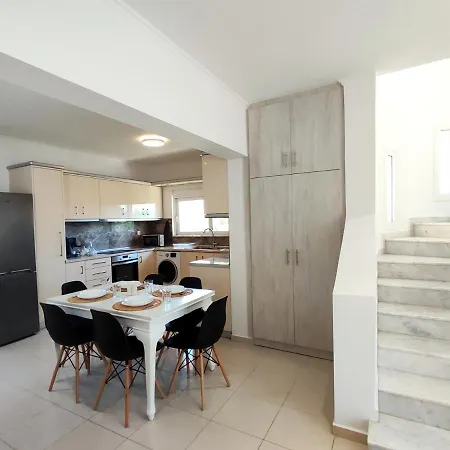 Villa Peanut's House Kremasztí