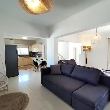 Villa Peanut's House *